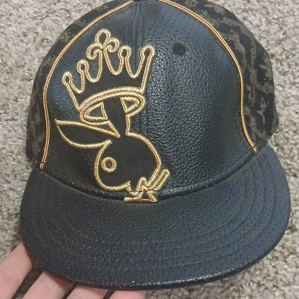 Playboy Hat Black & Gold - Picture 1 of 4